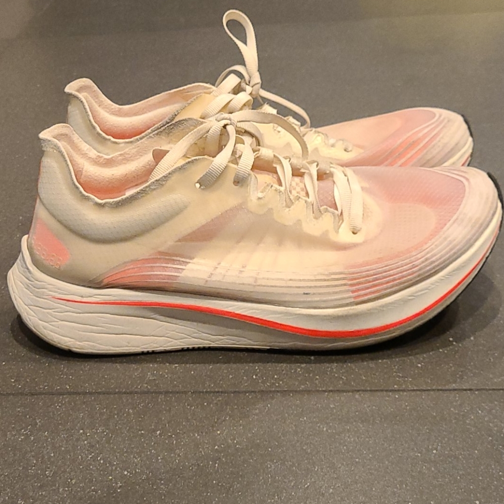 NIKE Lab Zoom Fly Innov Running Sneaker - Picture 2 of 5